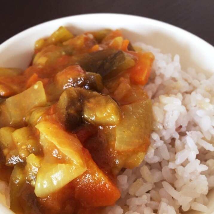 1歳の♪肉なしトマトカレー